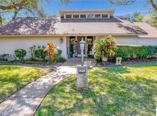 101 Creekside Dr, Victoria, TX 77904