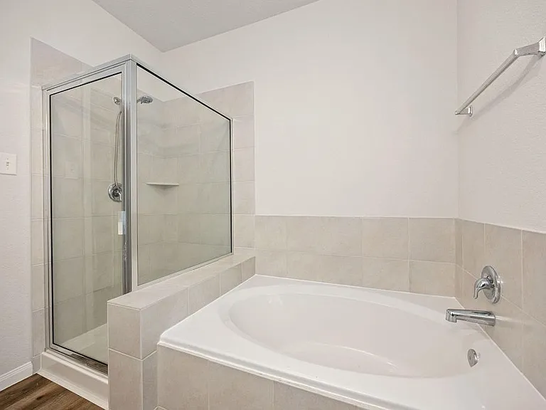 5034 Purple Wisteria Ln — Photo 12