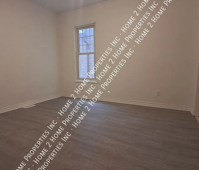1107 Pierre Ave #1 — Photo 6
