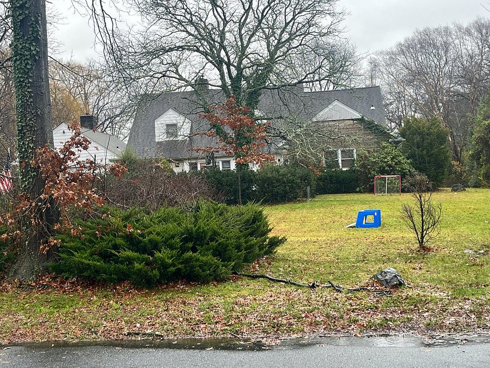 289 Meadow Vw, Hewlett, NY 11557 Zillow