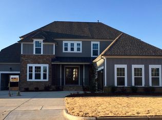 204 Coffee Bluff Ln, Holly Springs, NC 27540