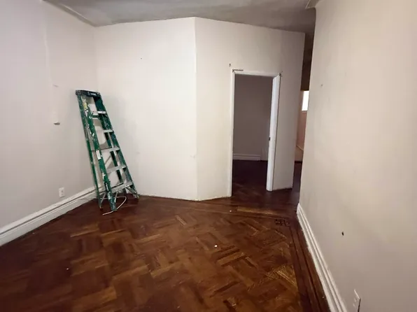 162 East 40th Street image 10 of 10