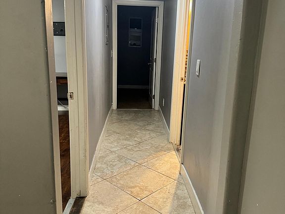 2nd image of 4168 Arlington Ave