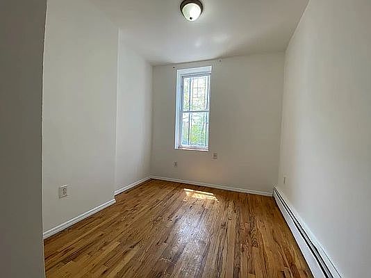 4th image of 101 Truxton St #3C