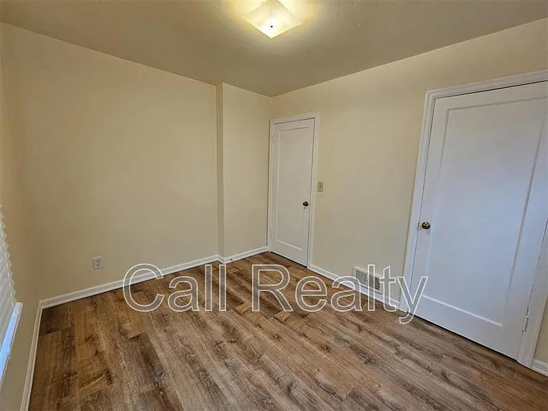 4723 N Cedar St — Photo 7