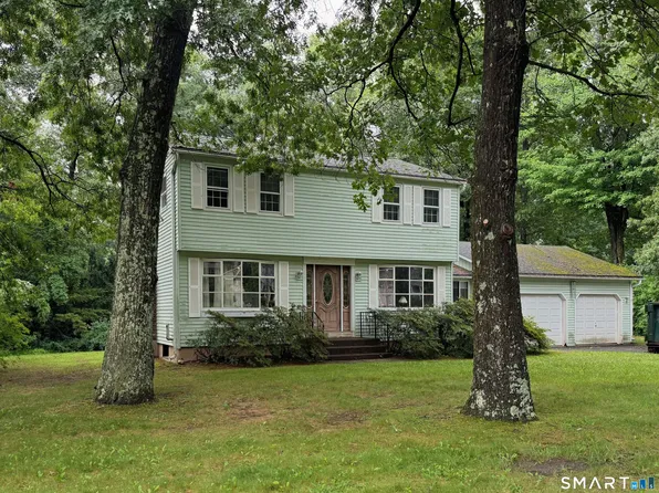 23 Maplewood Drive, Ellington, CT 06029
