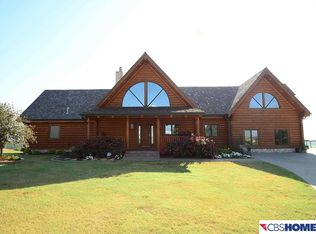 1592 Avignon Cir, Yutan, NE 68073