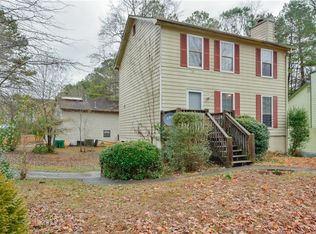 935 Lake Watch Ct, Stone Mountain, GA 30088