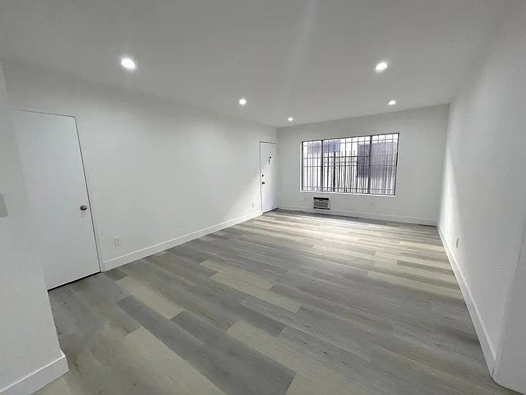 1974 S Garth Ave #3 — Photo 11