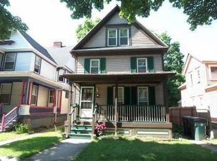 81 Alexander St, Rochester, NY 14620