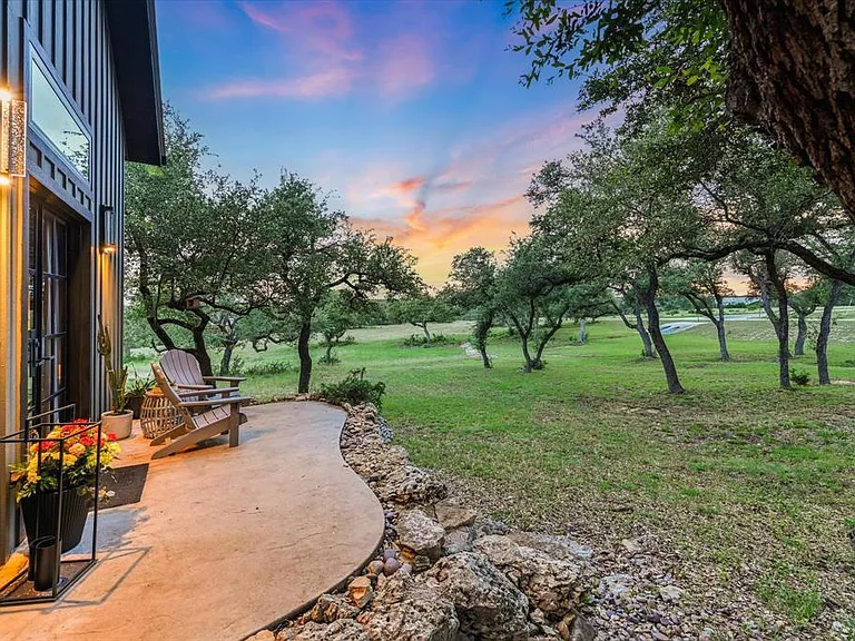 297 Blue Sky Ln — Photo 4