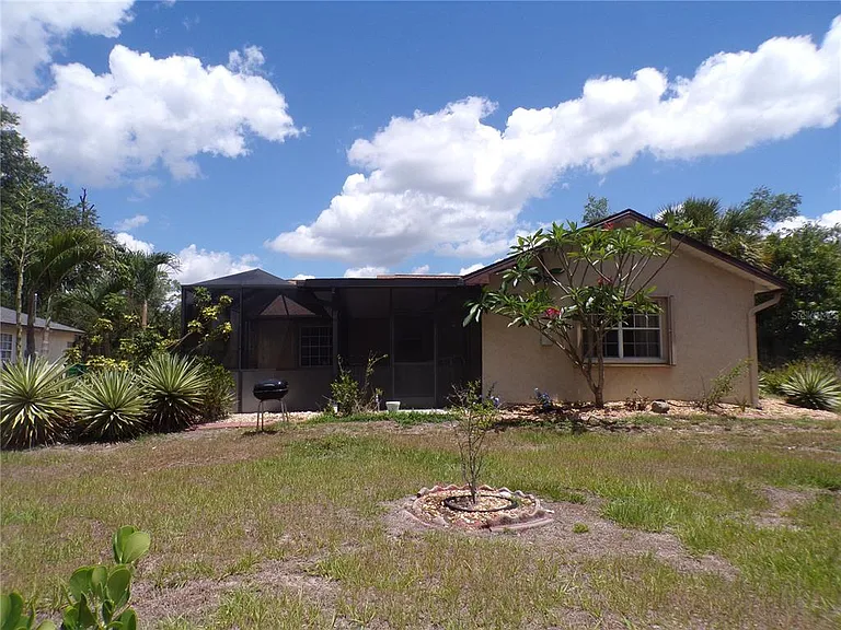 18407 Avon Ave — Photo 36