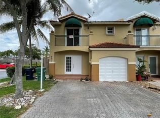 6831 SW 158th Ct, Miami, FL 33193