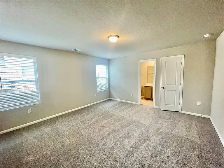 6708 Covina Ln — Photo 14
