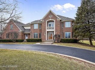 12 Stone Ridge Dr, South Barrington, IL 60010
