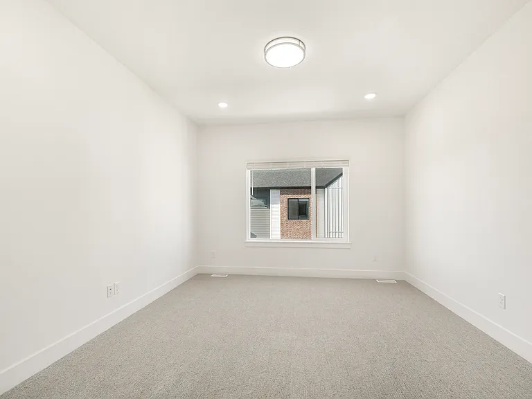 1281 Meadow Edge Ct — Photo 18