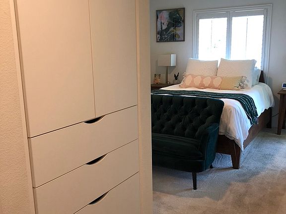 Master Bedroom Custom Niche