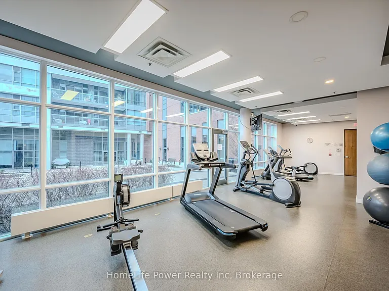 1 Hurontario St #1201 — Photo 8
