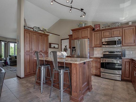 5th image of 1712 149th Ln NE