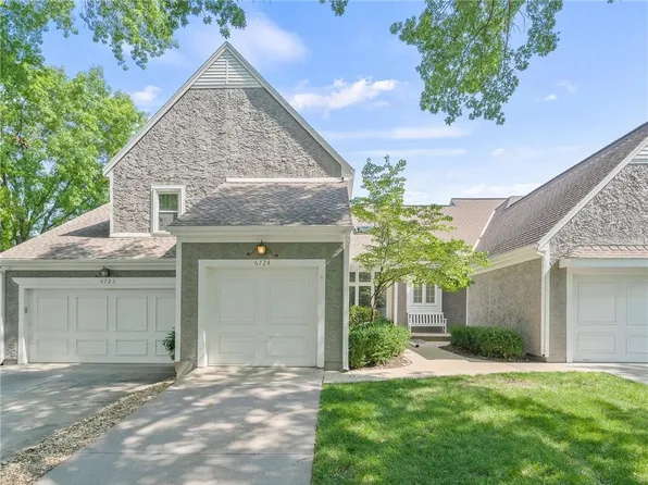 6724 W 126th Pl, Overland Park, KS 66209