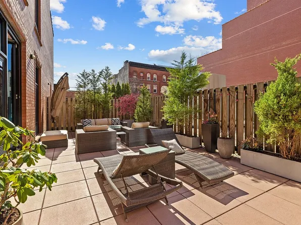 233 Pacific St APT 2B, Brooklyn, NY 11201