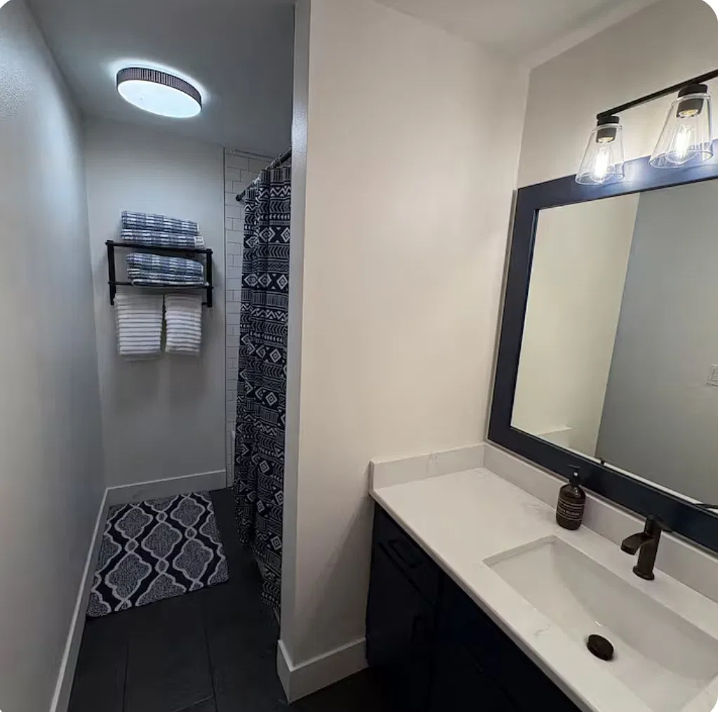 3 bed, 1.5 bath, 1450 sqft, $800 — Photo 1