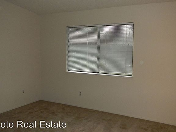 5th image of 529 Little River Way