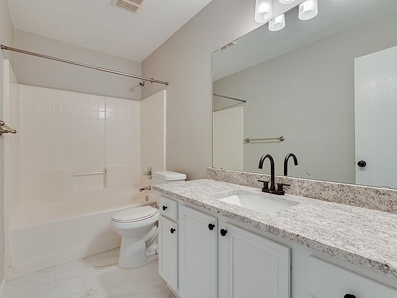 2nd image of 720 Kim Ln