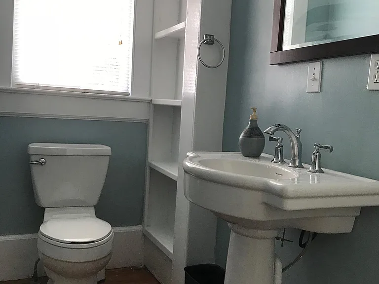 Powder room