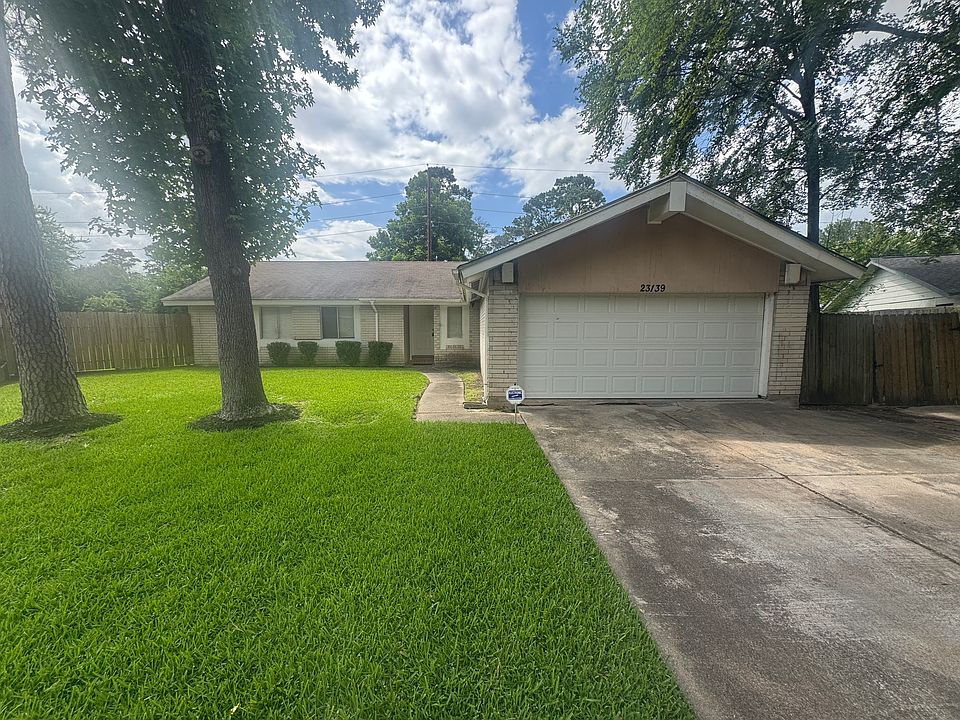 1st image of 23139 Lestergate Dr