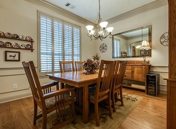 5th image of 3108 Voltaire Blvd