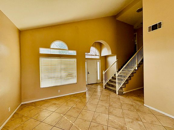 2nd image of 36512 Summerholly Cir