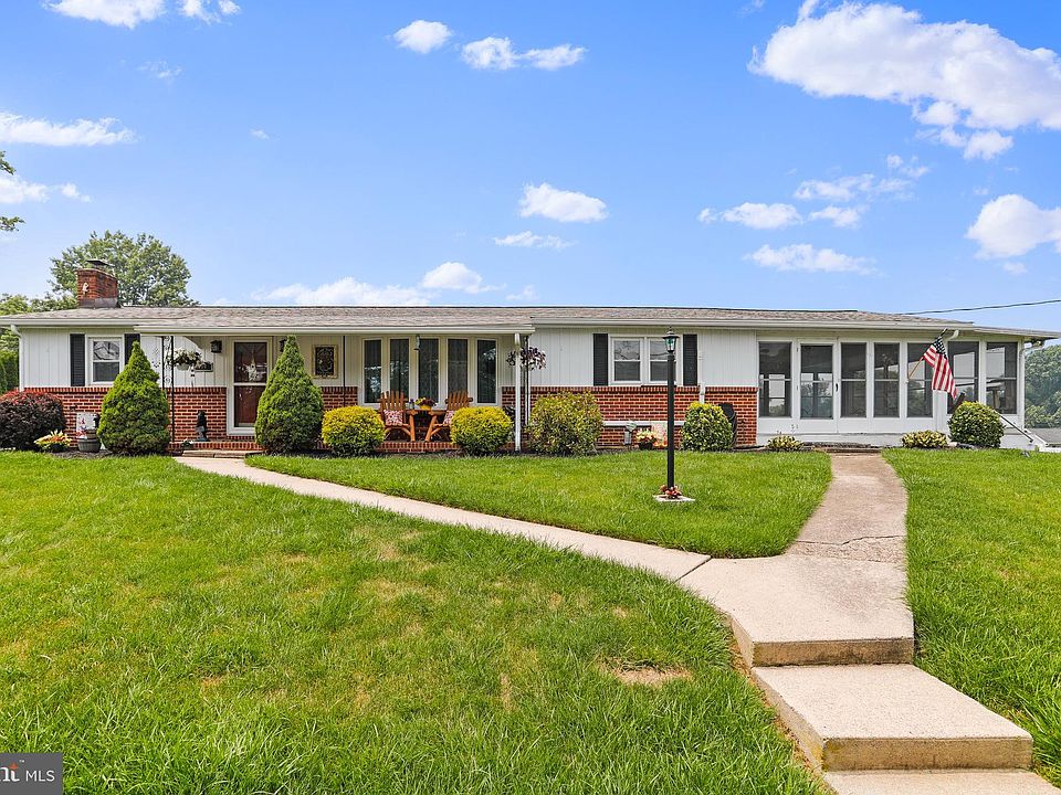 1st image of 350 Geiser Ave