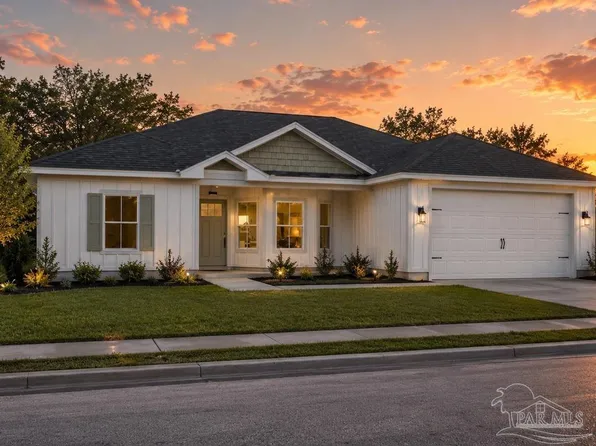 8176 Delta Dr, Milton, FL 32583