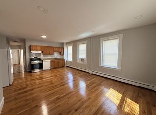 119 Harvard St APT 2, Cambridge, MA 02139