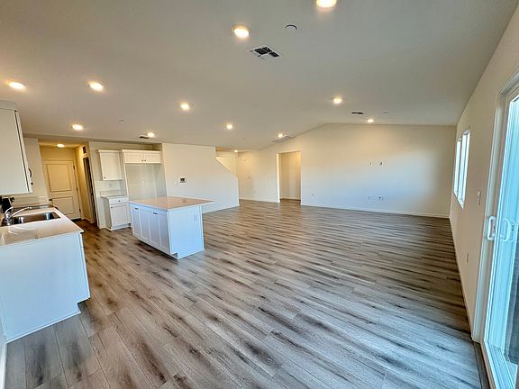 2nd image of 697 Toresano Ave