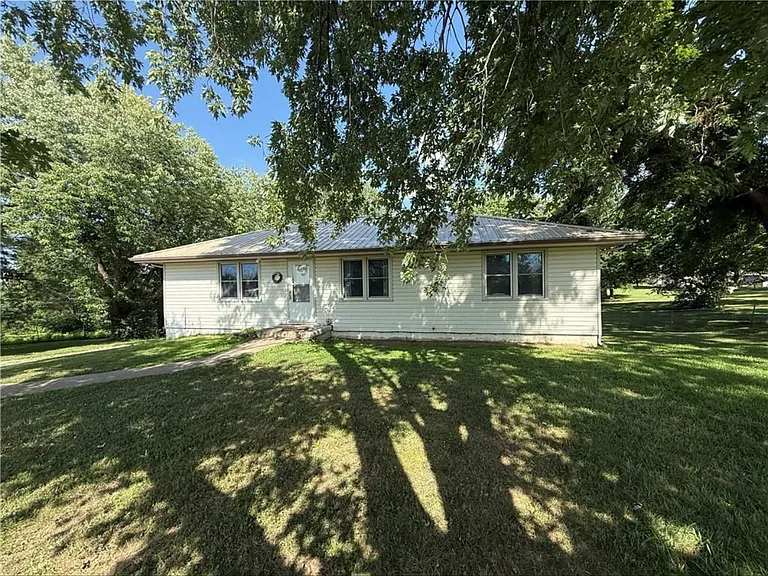 14701 Tillman Rd — Photo 5
