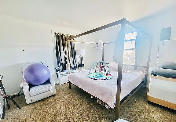 3rd image of 3815 Cypress Ave Floor 2