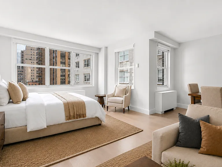 155 W 68th St #819 — Photo 4