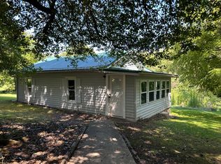 3004 Mayfield Dr, Johnson City, TN 37604