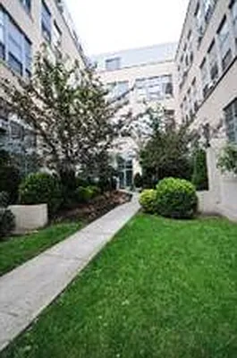 Rented by Corcoran | media 32