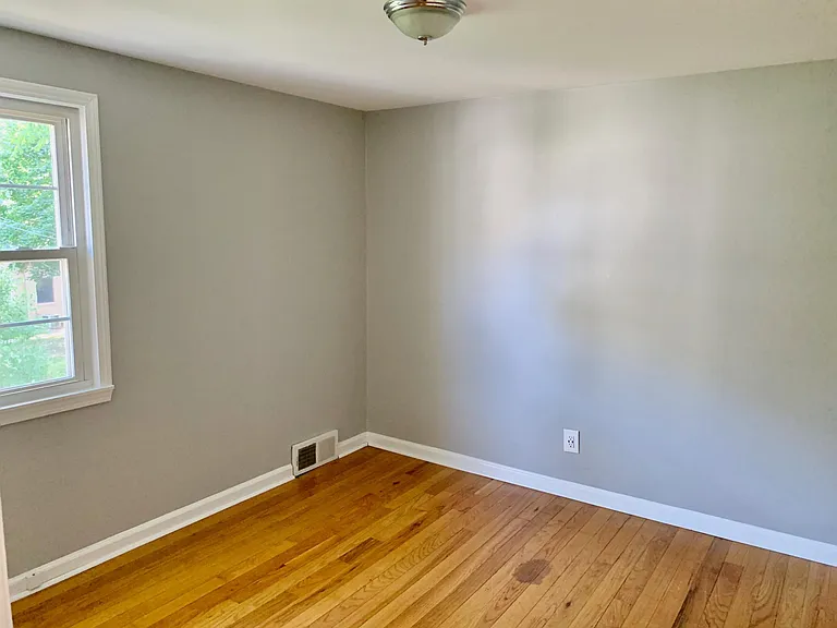 660 Graefield Ct — Photo 14