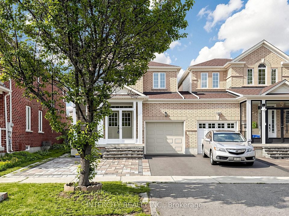 1st image of 11 Charles Sturdy Rd