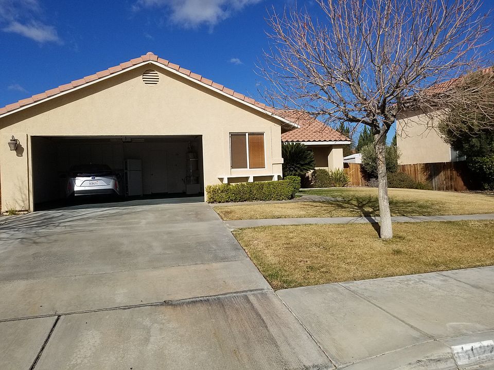 1st image of 13022 High Vista St