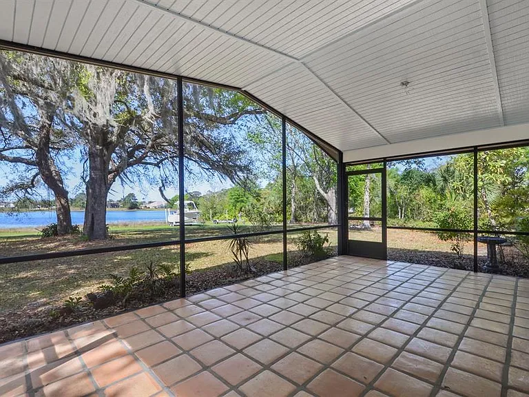 3636 Lake Buynak Rd — Photo 24