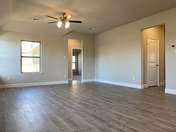 5th image of 6108 Marigold Dr