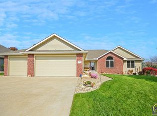 7638 SW 27th St, Topeka, KS 66614