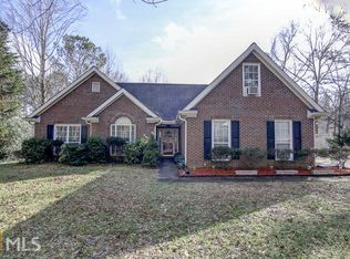 103 Camden Ln, Sharpsburg, GA 30277