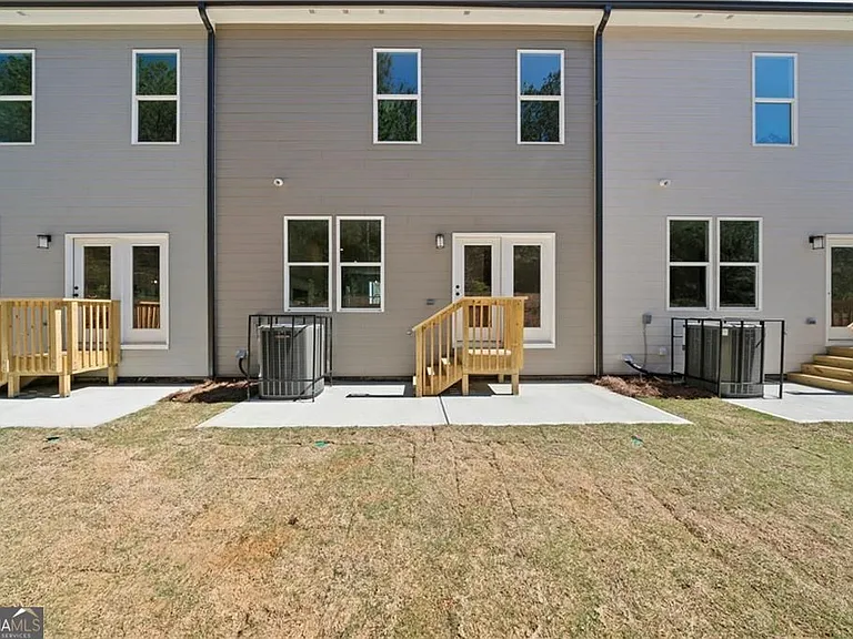 2676 Creek View Ter — Photo 31