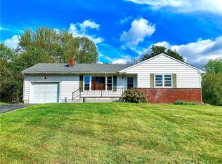 5 Espie Rd, Rhinebeck, NY 12572